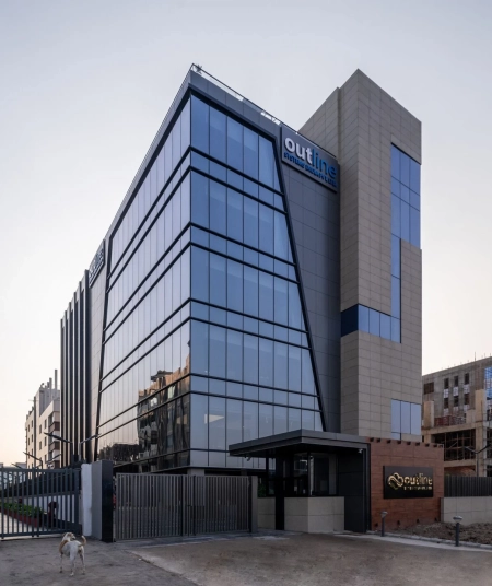 design-three-sixty-outline-systems-india-offices-archello.1698226317.1881